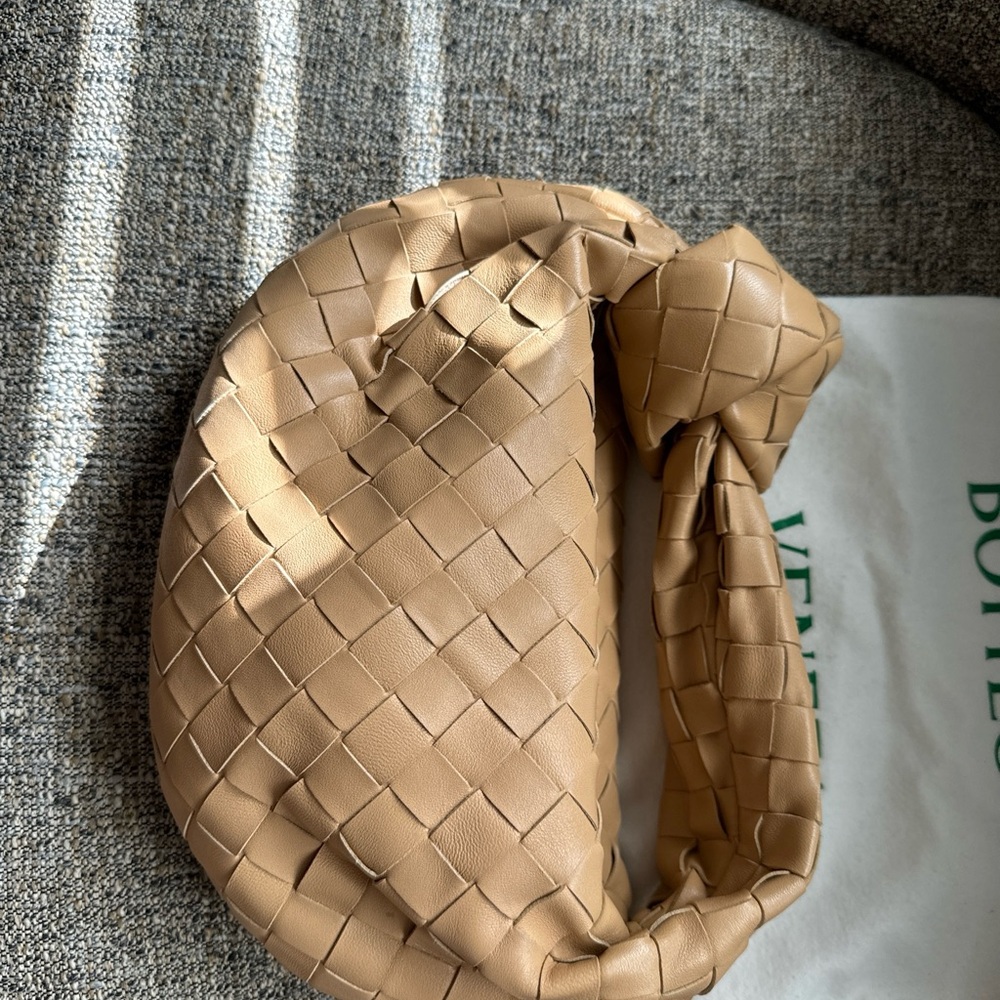 Bottega mini Jodie - almond